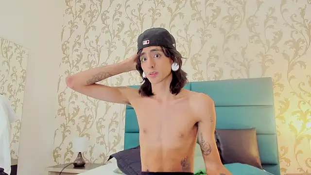 Matthew Dixonn online show from 12-14-24, 02:12