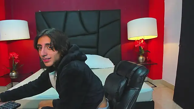 Matthew Dixonn online show from 01-05-25, 03:53