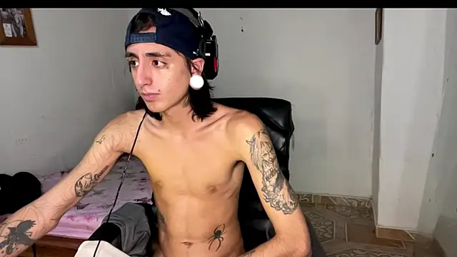 Matthew Dixonn online show from 02-11-25, 06:40