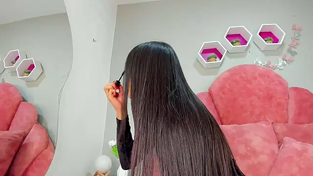 StefanyWilliams  online show from 02-17-25, 02:20