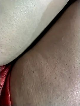 Snapshot of rohitlov150 chatting on 12-15-25, 09:02 rohitlov150 online show from 12-15-25, 09:02