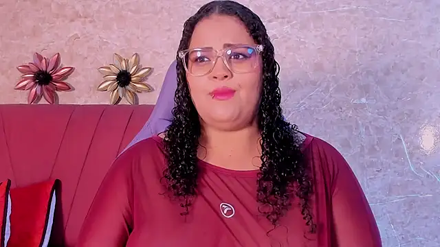 juli 2tyes online show from 11-12-25, 03:51