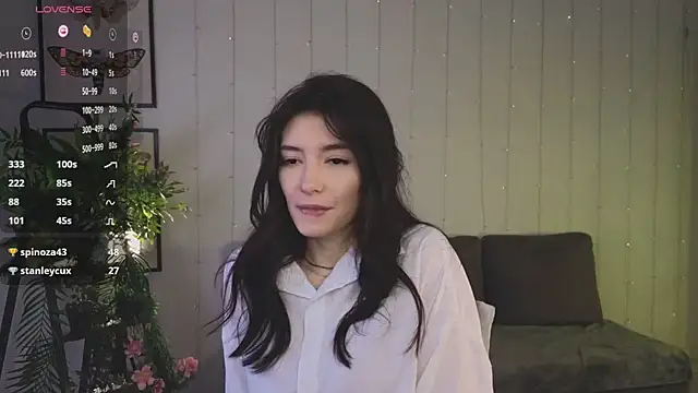 Snapshot of Julietta_Romanis chatting on 02-10-25, 12:08 Julietta Romanis online show from 02-10-25, 12:08