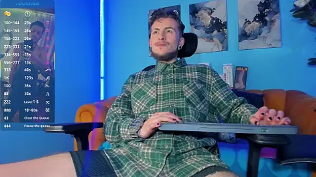  hairybeard  online show from 10-14-25, 05:41