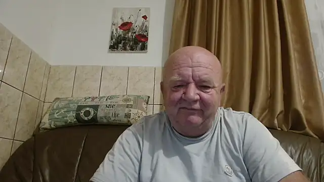 fullballs6 online show from 10-15-25, 02:44