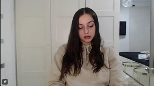 Snapshot of courtneyPerfect chatting on 11-03-25, 03:13 courtneyPerfect online show from 11-03-25, 03:13