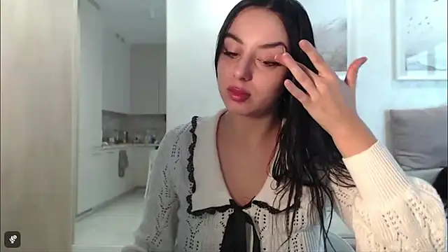 Snapshot of courtneyPerfect chatting on 11-24-25, 08:03 courtneyPerfect online show from 11-24-25, 08:03