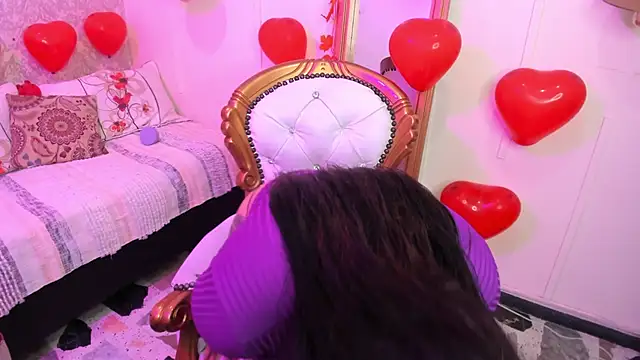 Sexy cristall  online show from 02-17-25, 07:53