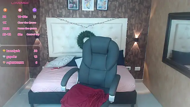 samantha  karolstone online show from 12-30-24, 09:50