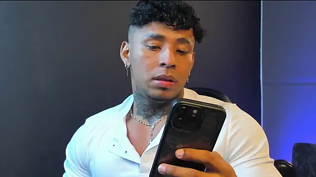 bradley smith online show from 10-29-25, 04:26