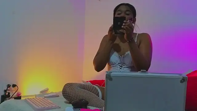 ChannelCox1 online show from 11-08-25, 07:19