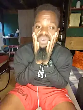 Snapshot of Chocolate_factory_man chatting on 01-19-25, 03:08 Chocolate factory man online show from 01-19-25, 03:08