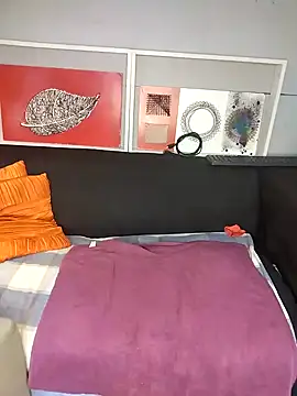 Snapshot of Chocolate_factory_man chatting on 01-23-25, 03:11 Chocolate factory man online show from 01-23-25, 03:11