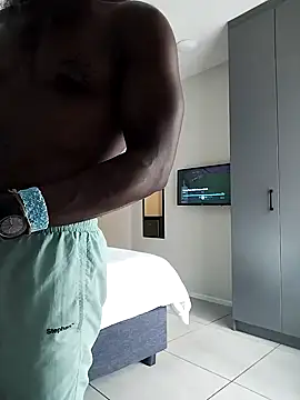 Snapshot of Chocolate_factory_man chatting on 02-01-25, 02:13 Chocolate factory man online show from 02-01-25, 02:13