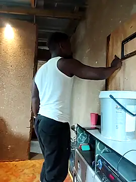 Snapshot of Chocolate_factory_man chatting on 11-24-25, 08:03 Chocolate factory man online show from 11-24-25, 08:03