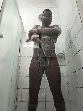 Snapshot of Chocolate_factory_man chatting on 01-17-26, 07:35 Chocolate factory man online show from 01-17-26, 07:35