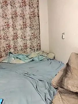 Snapshot of Chocolate_factory_man chatting on 02-21-26, 12:22 Chocolate factory man online show from 02-21-26, 12:22