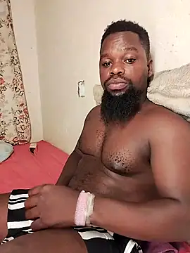 Snapshot of Chocolate_factory_man chatting on 02-24-26, 10:19 Chocolate factory man online show from 02-24-26, 10:19