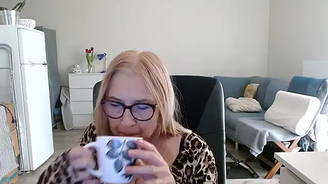 sofia xkiss online show from 03-11-25, 10:51