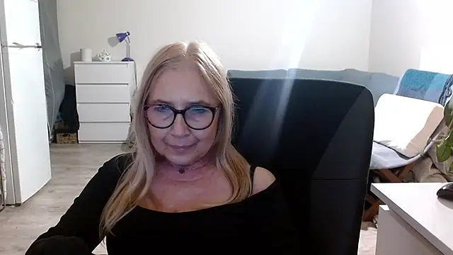 sofia xkiss online show from 03-16-25, 06:01