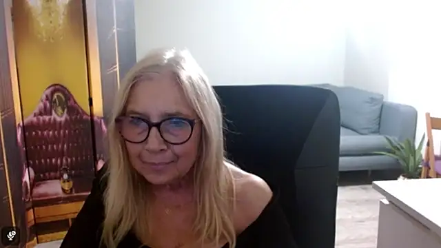 sofia xkiss online show from 11-25-25, 03:12