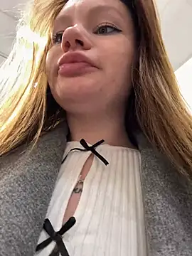 justmila online show from 01-05-25, 02:41