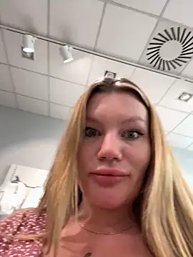 justmila online show from 09-11-25, 12:05