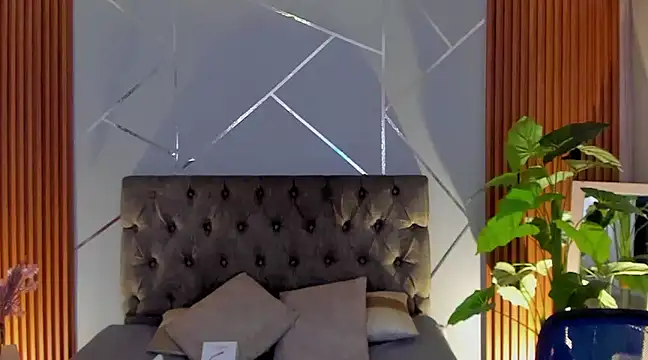 Snapshot of SofiaGomez420 chatting on 12-30-24, 02:31 SofiaGomez420 online show from 12-30-24, 02:31