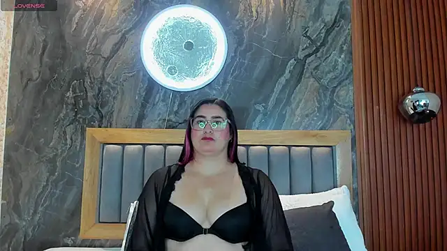 BellaPeers  online show from 10-21-25, 11:44