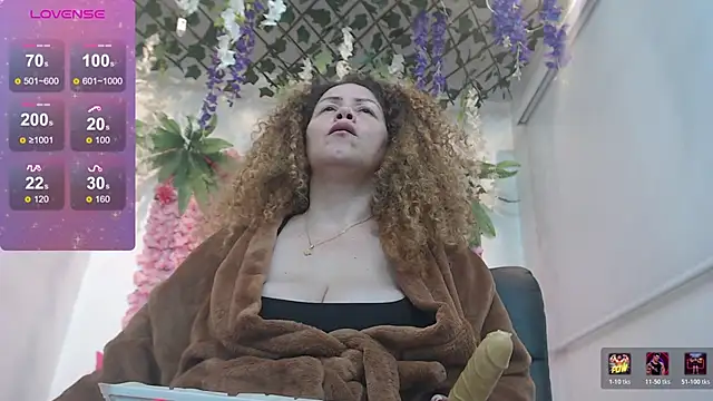 BLONDE SEXYHOT online show from 02-17-26, 12:56