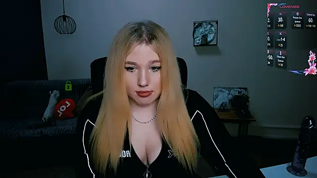 juli kisss online show from 01-18-25, 07:58