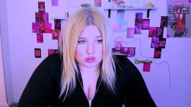 juli kisss online show from 03-05-26, 10:06