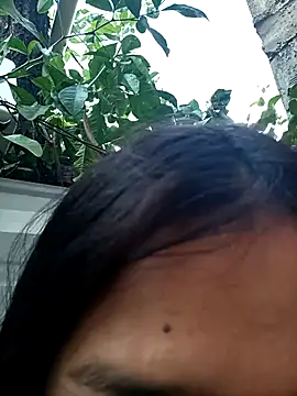 Snapshot of Little_Pau_Dirty chatting on 12-17-25, 12:33 Little Pau Dirty online show from 12-17-25, 12:33