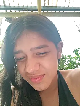 Snapshot of Little_Pau_Dirty chatting on 12-20-25, 12:12 Little Pau Dirty online show from 12-20-25, 12:12