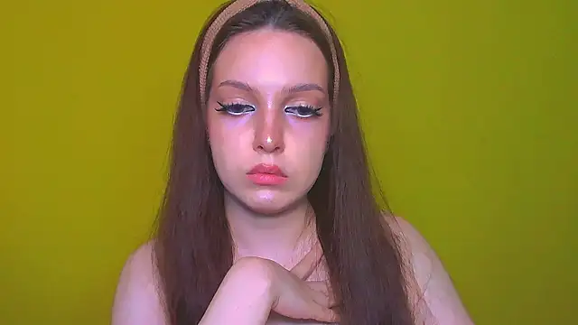 Snapshot of miss_merciless_ chatting on 06-23-26, 03:21 miss merciless online show from 06-23-26, 03:21
