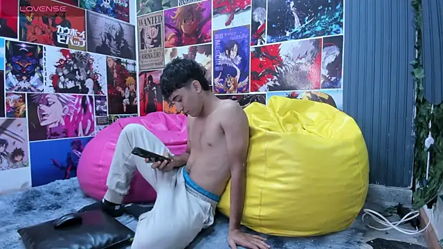 Snapshot of Austin_Cardieff chatting on 01-05-25, 07:39 Austin Cardieff online show from 01-05-25, 07:39