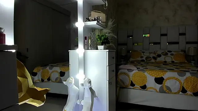 cherryfox88 online show from 09-14-25, 12:10