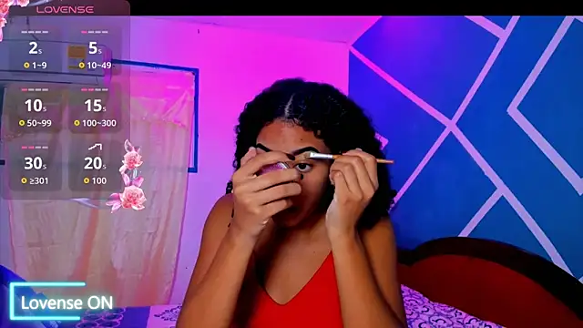 Snapshot of sasha_fox00 chatting on 09-23-25, 09:12 sasha fox00 online show from 09-23-25, 09:12
