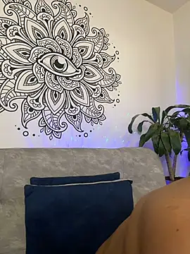 aaroncolombia online show from 10-29-25, 10:06