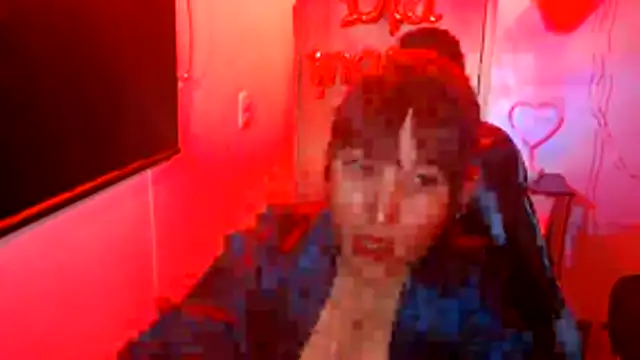 Skarlet Adams28 online show from 05-08-26, 09:53