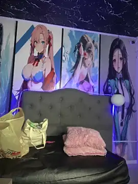 Snapshot of Thyana_LS chatting on 01-14-25, 07:11 Thyana LS online show from 01-14-25, 07:11