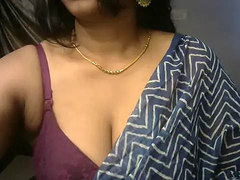Snapshot of telugu99ramya chatting on 11-02-25, 02:03 telugu99ramya online show from 11-02-25, 02:03