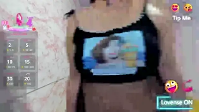 Snapshot of Brunette_sasha chatting on 11-22-25, 12:15 Brunette sasha online show from 11-22-25, 12:15