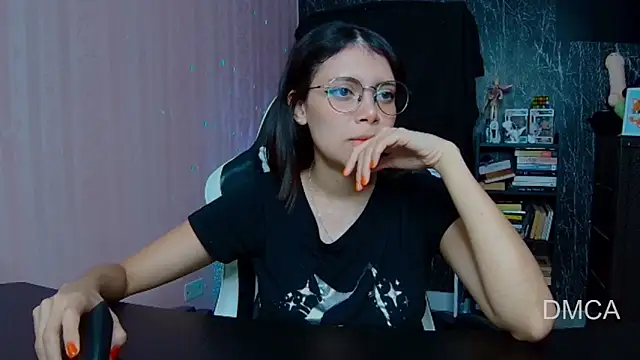 Drea Foox online show from 11-10-25, 02:43