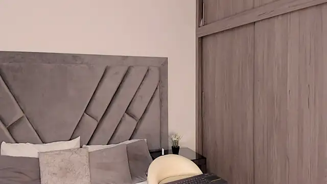 nataliee foster online show from 01-30-25, 11:33