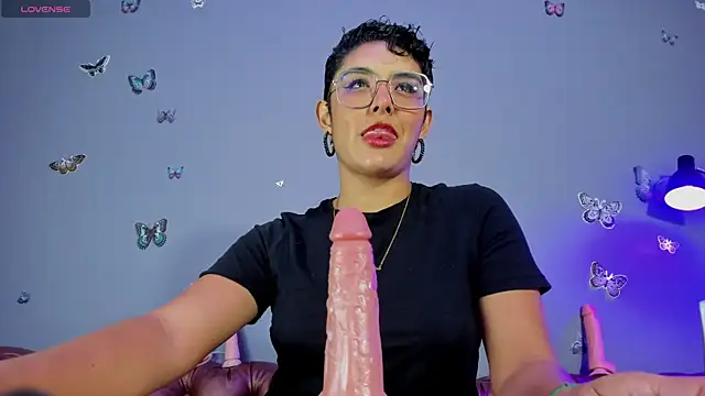 Kaira mosse online show from 02-12-25, 11:40