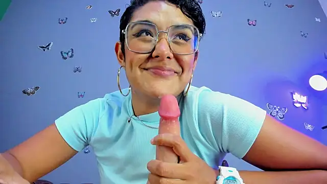 Kaira mosse online show from 03-08-25, 04:28