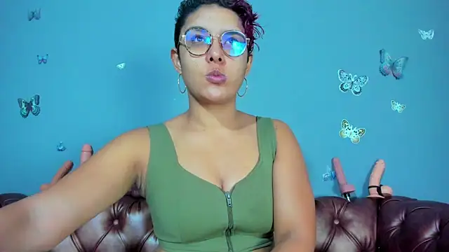 Kaira mosse online show from 07-12-26, 11:45