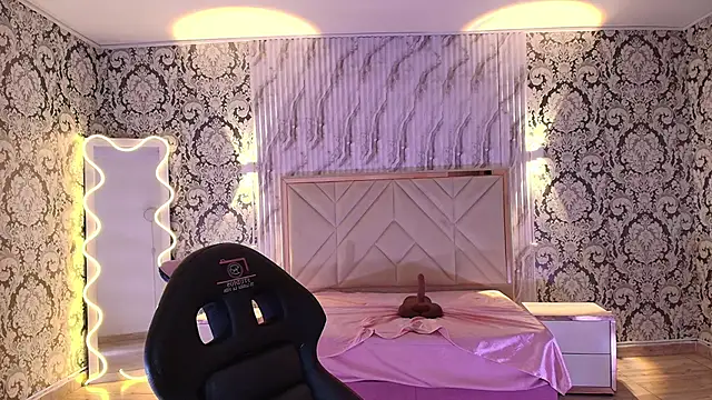 Snapshot of Brendda_tay chatting on 11-20-25, 09:31 Brendda tay online show from 11-20-25, 09:31