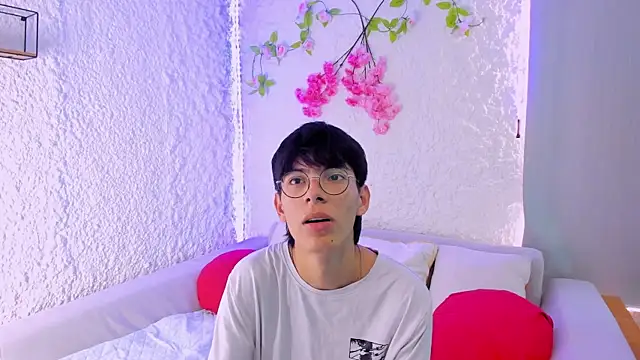 alexandersawyer online show from 10-06-25, 09:56